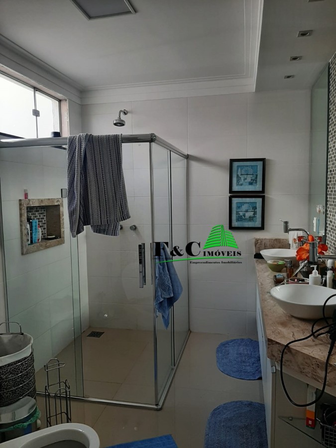Casa de Condomínio para alugar com 3 quartos, 200m² - Foto 20