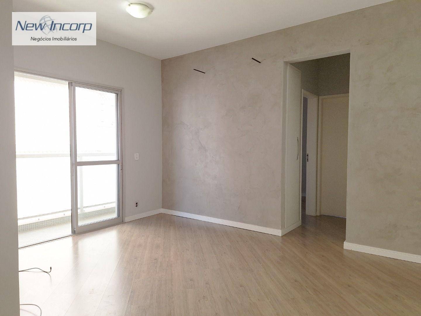 Apartamento à venda com 2 quartos, 65m² - Foto 3