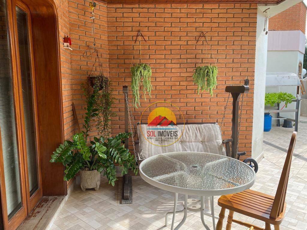 Casa de Condomínio à venda com 4 quartos, 326m² - Foto 18