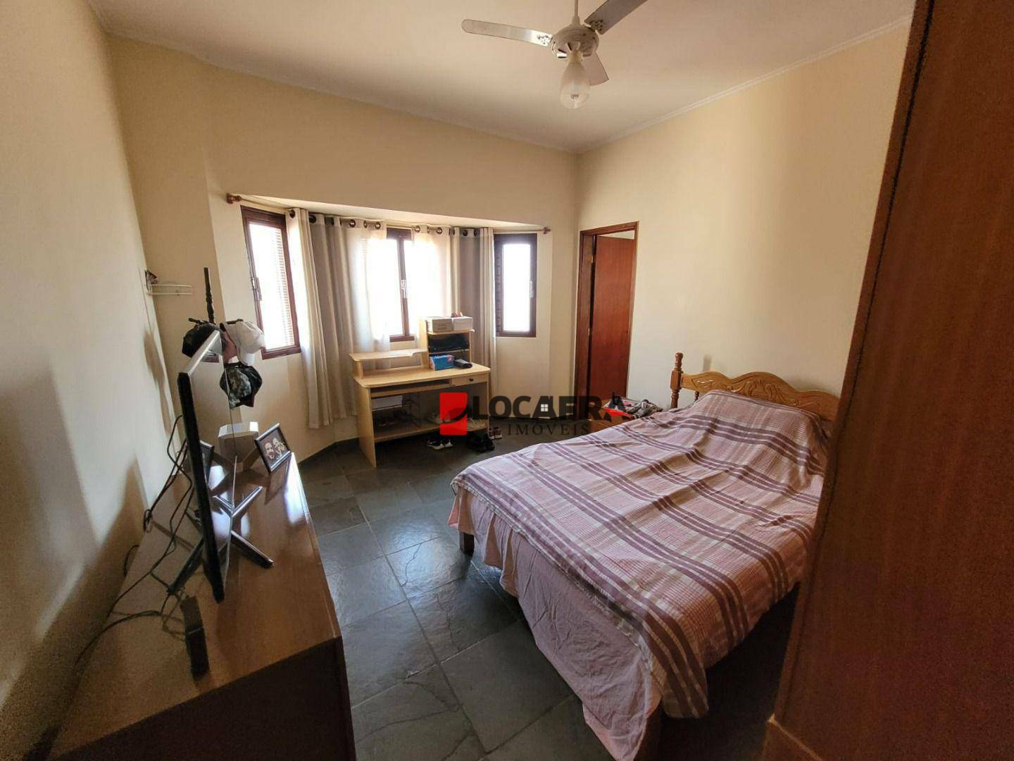 Sobrado à venda com 4 quartos, 324m² - Foto 15