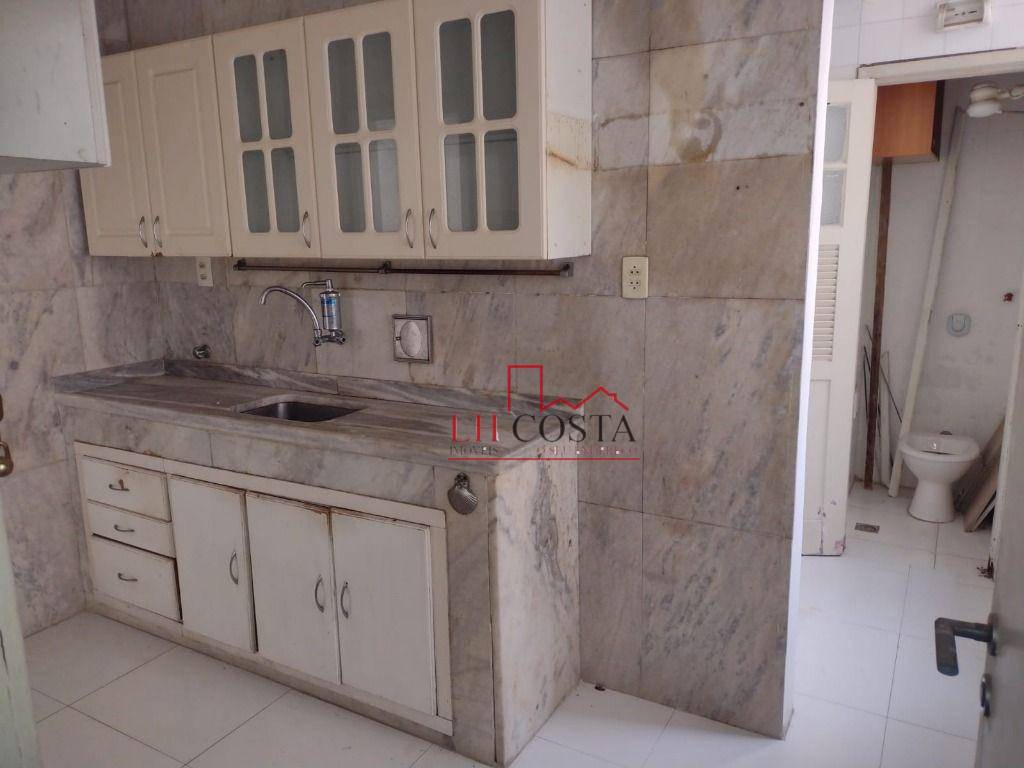 Apartamento à venda com 2 quartos, 65m² - Foto 14