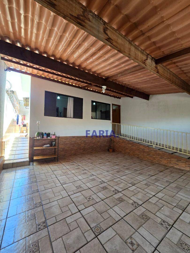 Casa, 3 quartos, 105 m² - Foto 2
