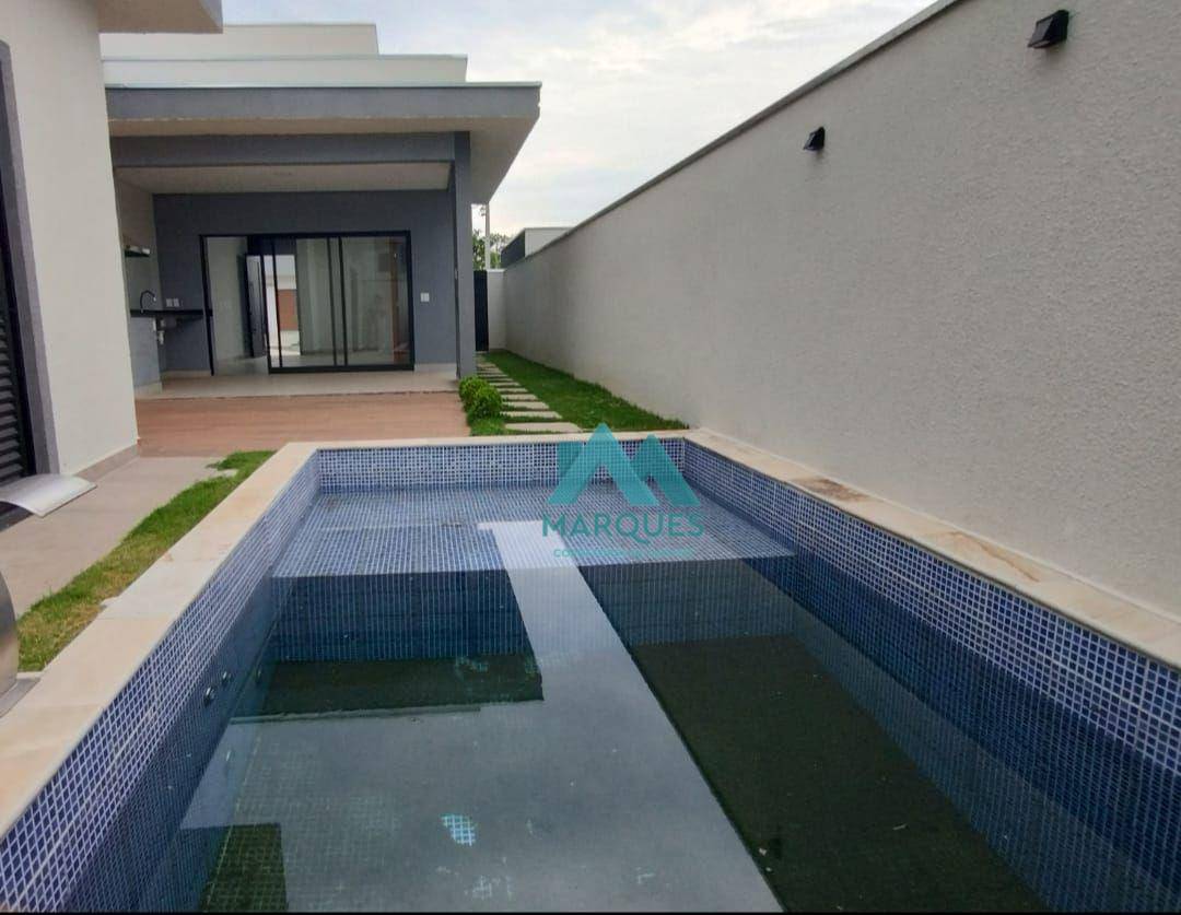 Casa de Condomínio à venda com 3 quartos, 161m² - Foto 1