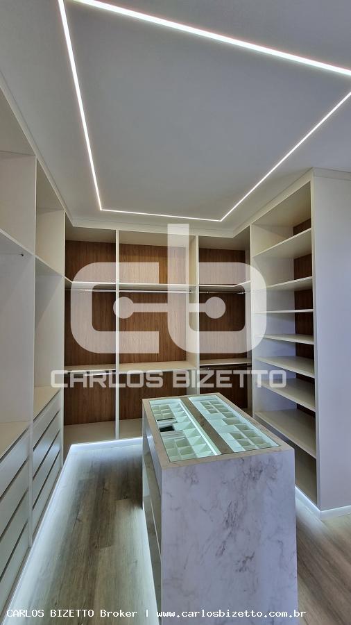 Casa de Condomínio à venda com 3 quartos, 1200m² - Foto 25