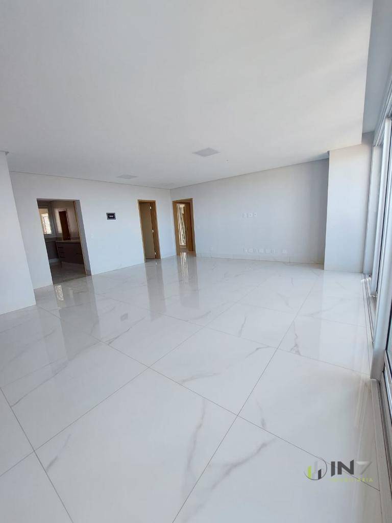 Apartamento à venda com 4 quartos, 180m² - Foto 22