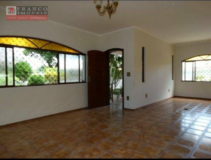 Casa à venda com 5 quartos, 405m² - Foto 3