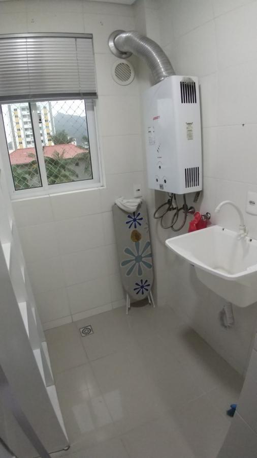 Apartamento para alugar com 2 quartos, 75m² - Foto 15