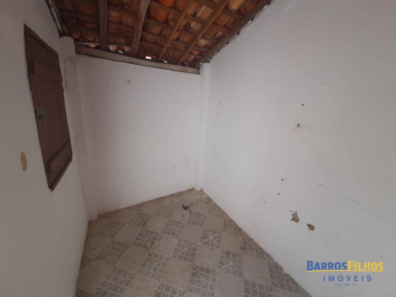 Casa à venda com 2 quartos, 131M2 - Foto 4