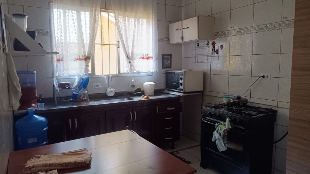 Sobrado à venda com 2 quartos, 180m² - Foto 14