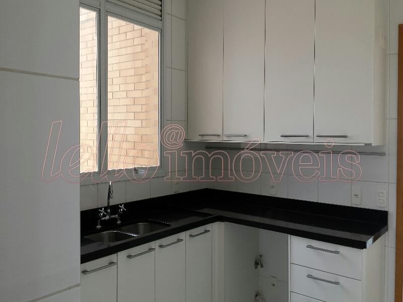 Apartamento para alugar com 3 quartos, 165m² - Foto 17