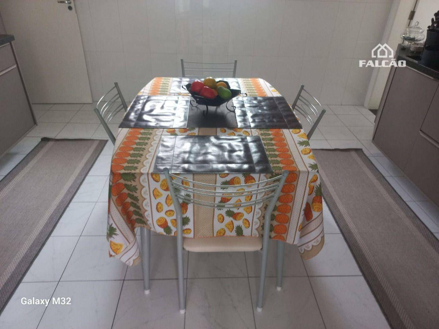 Casa à venda com 3 quartos, 170M2 - Foto 18