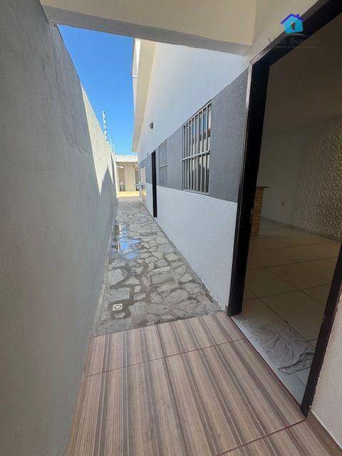 Casa para alugar com 2 quartos, 57m² - Foto 13