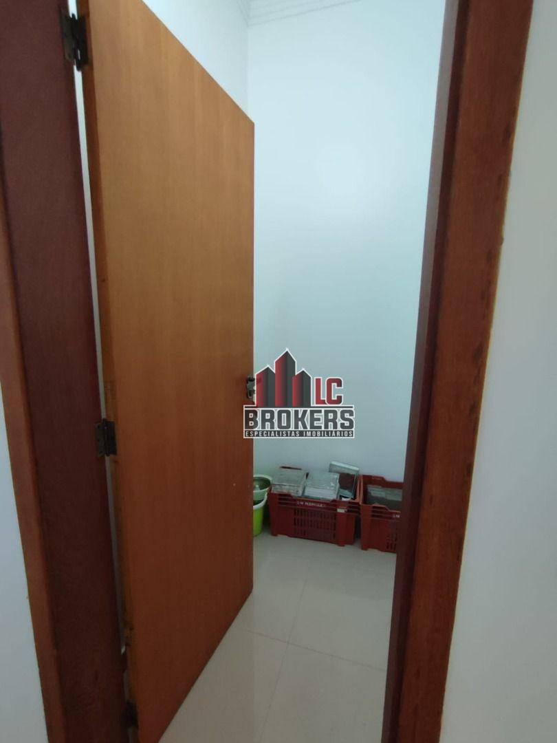 Sobrado à venda com 2 quartos, 340m² - Foto 33