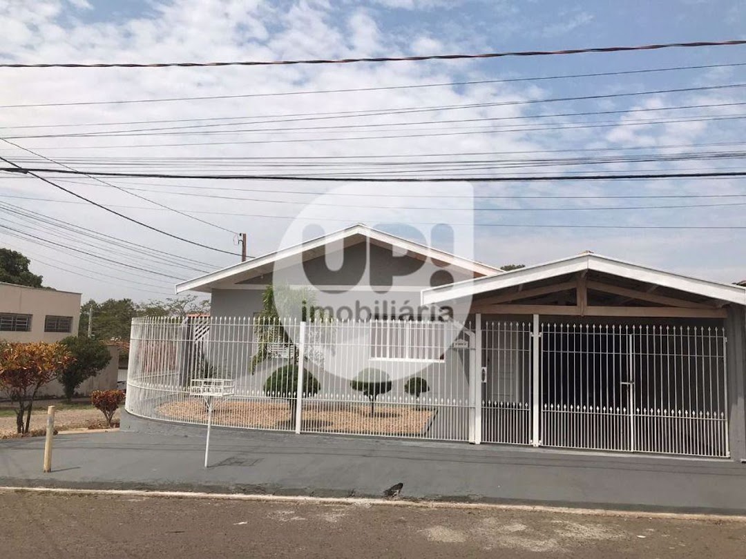 Casa à venda com 3 quartos, 160m² - Foto 2