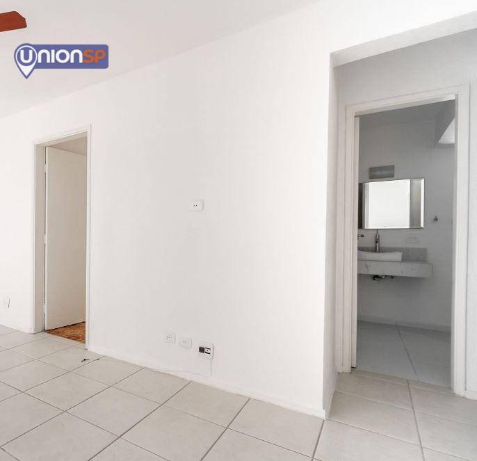 Apartamento à venda com 2 quartos, 69m² - Foto 4