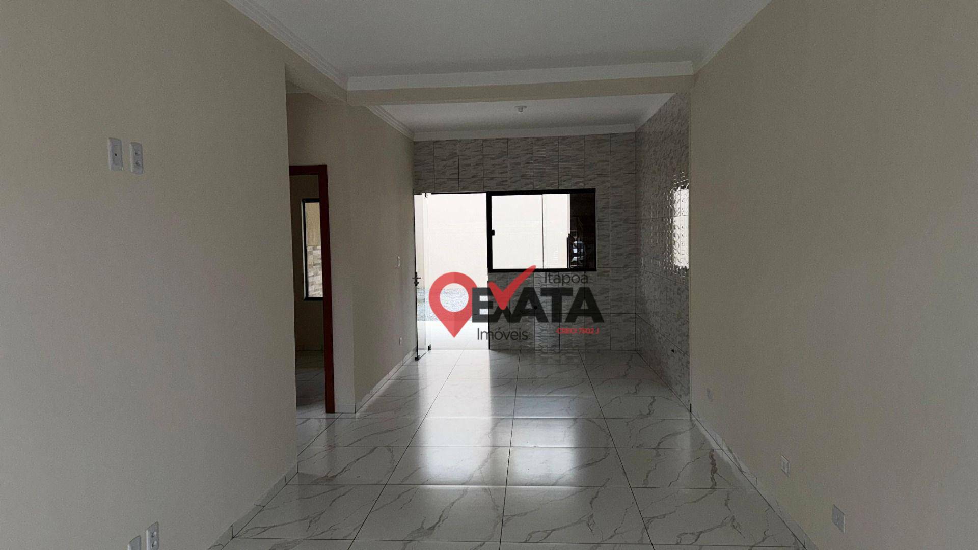 Casa à venda com 3 quartos, 81m² - Foto 3