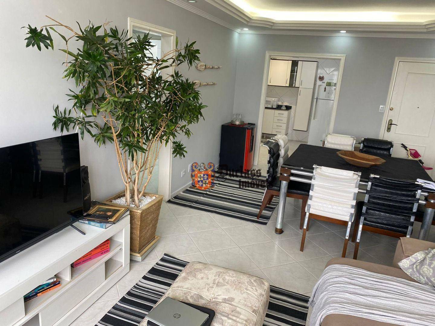 Apartamento à venda com 2 quartos, 110m² - Foto 3