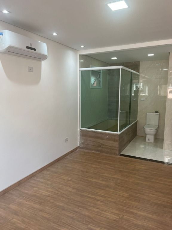 Sobrado à venda com 3 quartos, 236m² - Foto 4