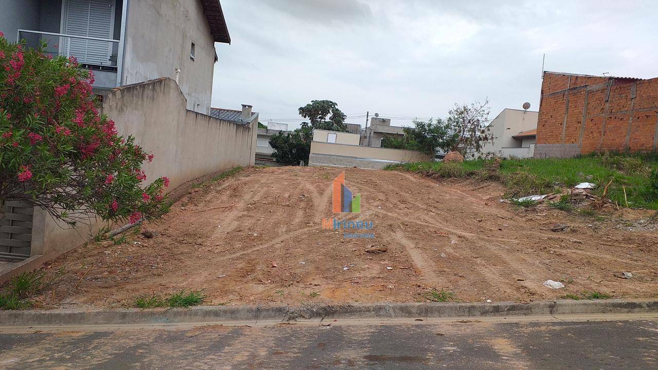 Terreno à venda, 212M2 - Foto 1