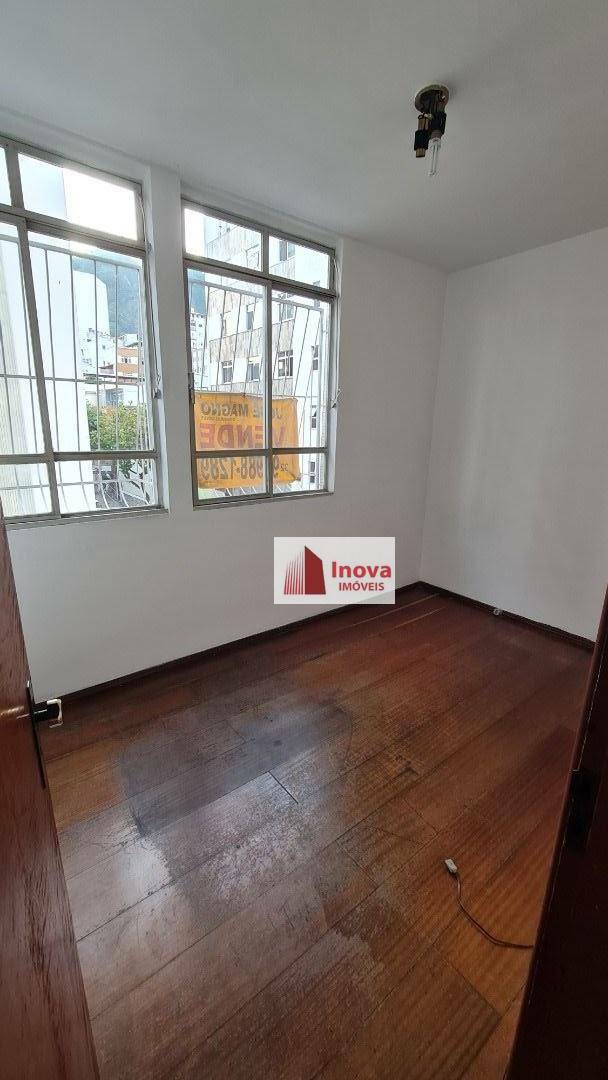 Apartamento à venda com 2 quartos, 60m² - Foto 9