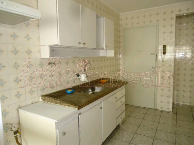 Apartamento para alugar com 2 quartos, 90m² - Foto 12