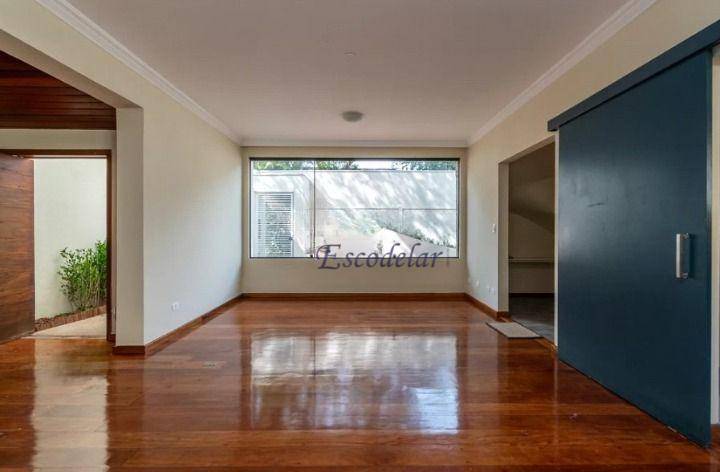 Casa à venda com 3 quartos, 220m² - Foto 4