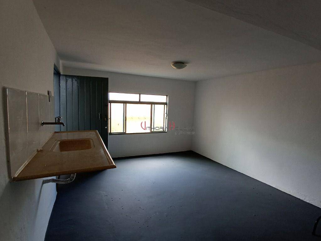 Casa para alugar com 1 quarto, 50m² - Foto 7