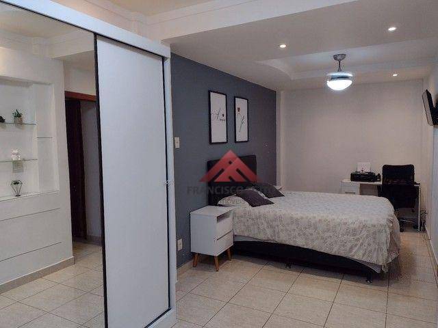 Apartamento à venda com 2 quartos, 70m² - Foto 4