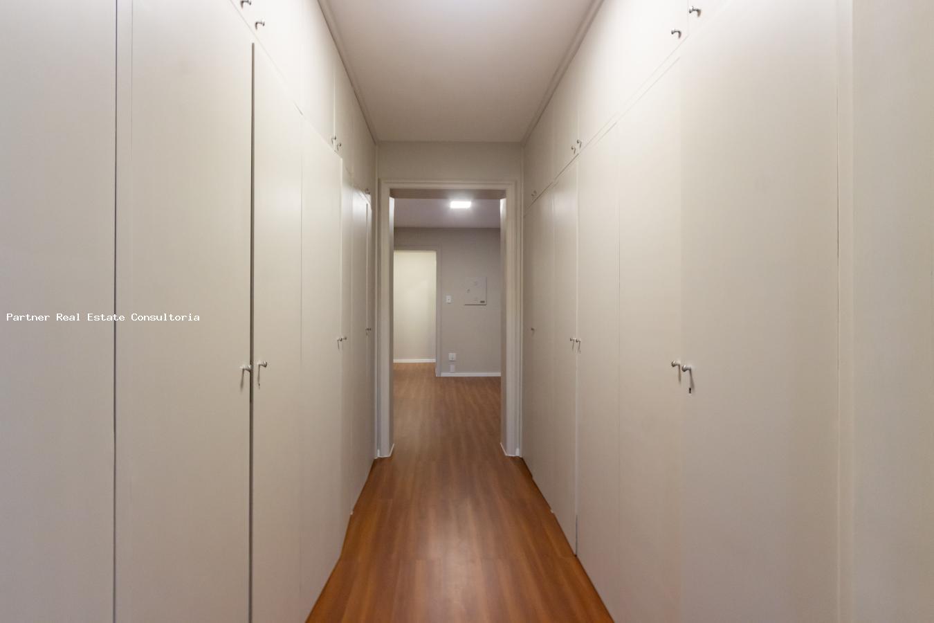 Apartamento para alugar com 3 quartos, 438m² - Foto 10