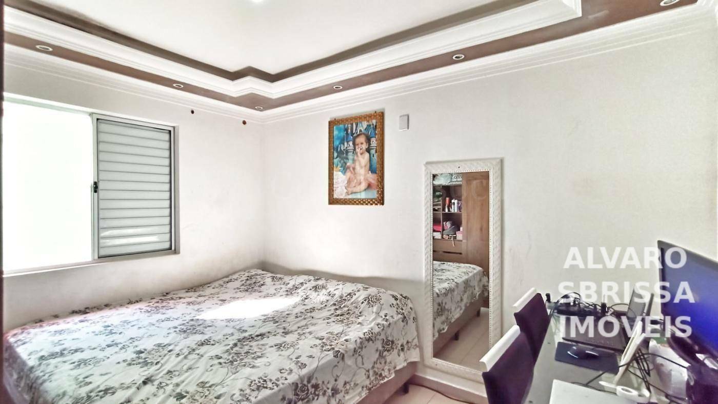 Casa à venda com 4 quartos, 175m² - Foto 8