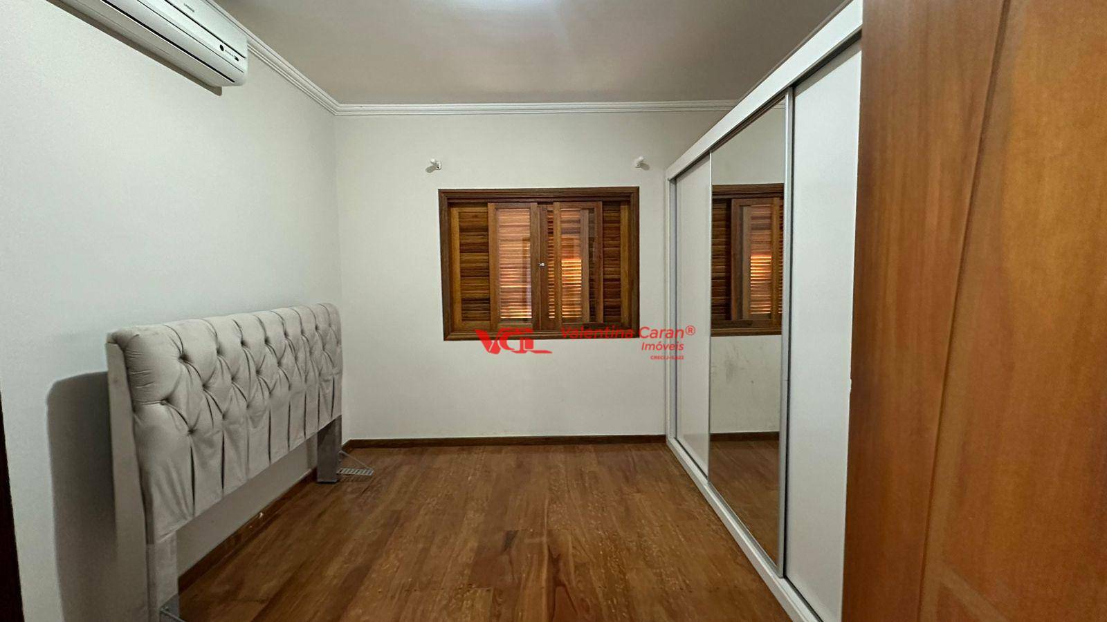 Chácara à venda com 6 quartos, 290m² - Foto 28