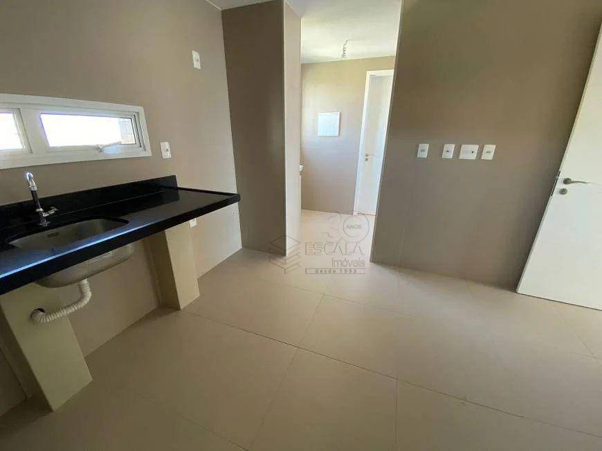 Apartamento à venda com 3 quartos, 118m² - Foto 14