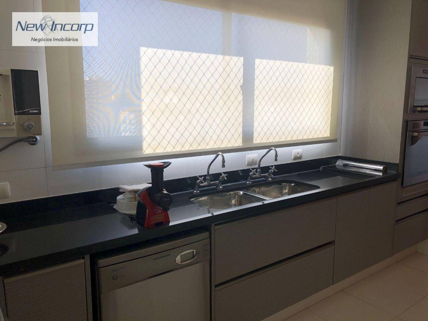 Apartamento à venda com 4 quartos, 208m² - Foto 13