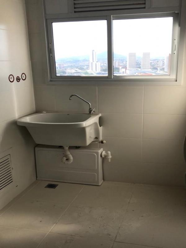 Apartamento à venda com 1 quarto, 41m² - Foto 5