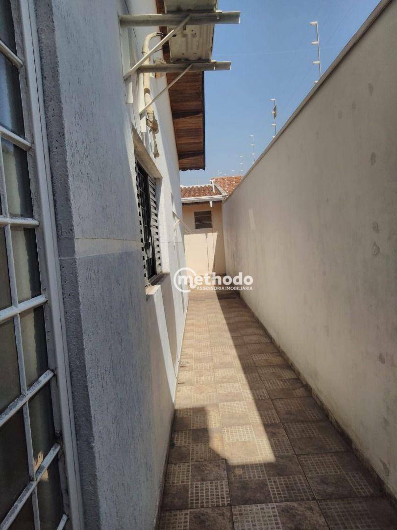 Casa à venda com 3 quartos, 227m² - Foto 22