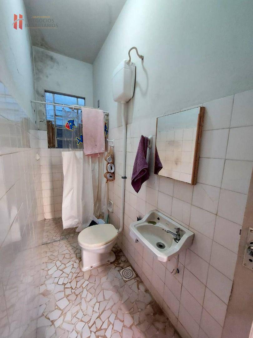 Casa à venda com 5 quartos, 197m² - Foto 36