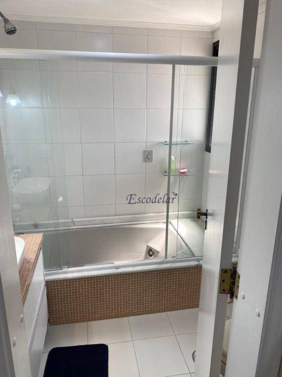 Apartamento à venda com 3 quartos, 146m² - Foto 23