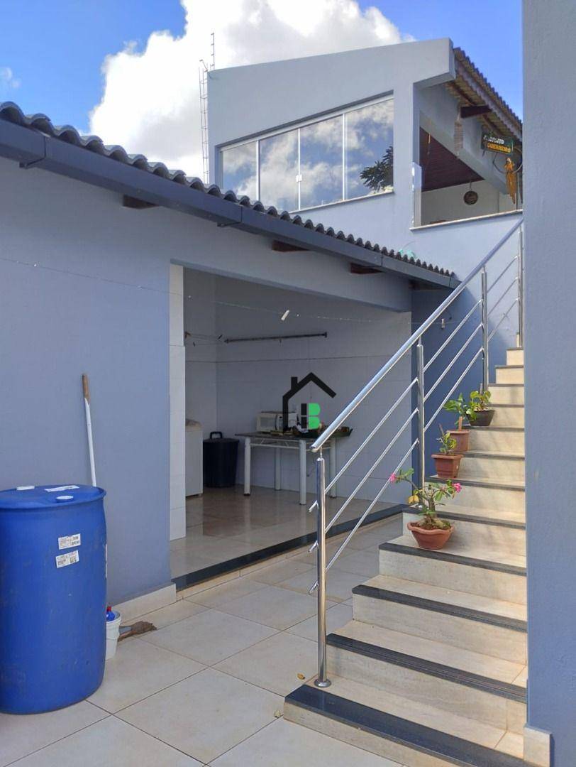 Casa, 4 quartos, 226 m² - Foto 3