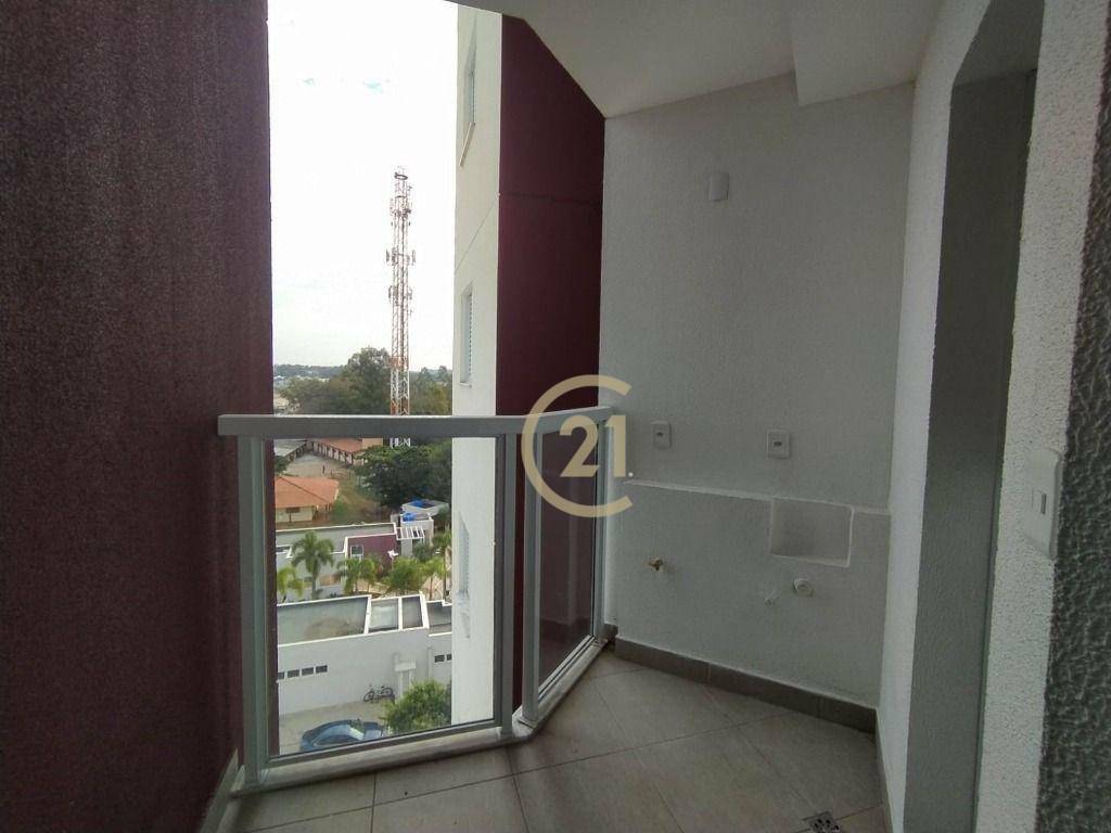 Apartamento à venda com 3 quartos, 66m² - Foto 4