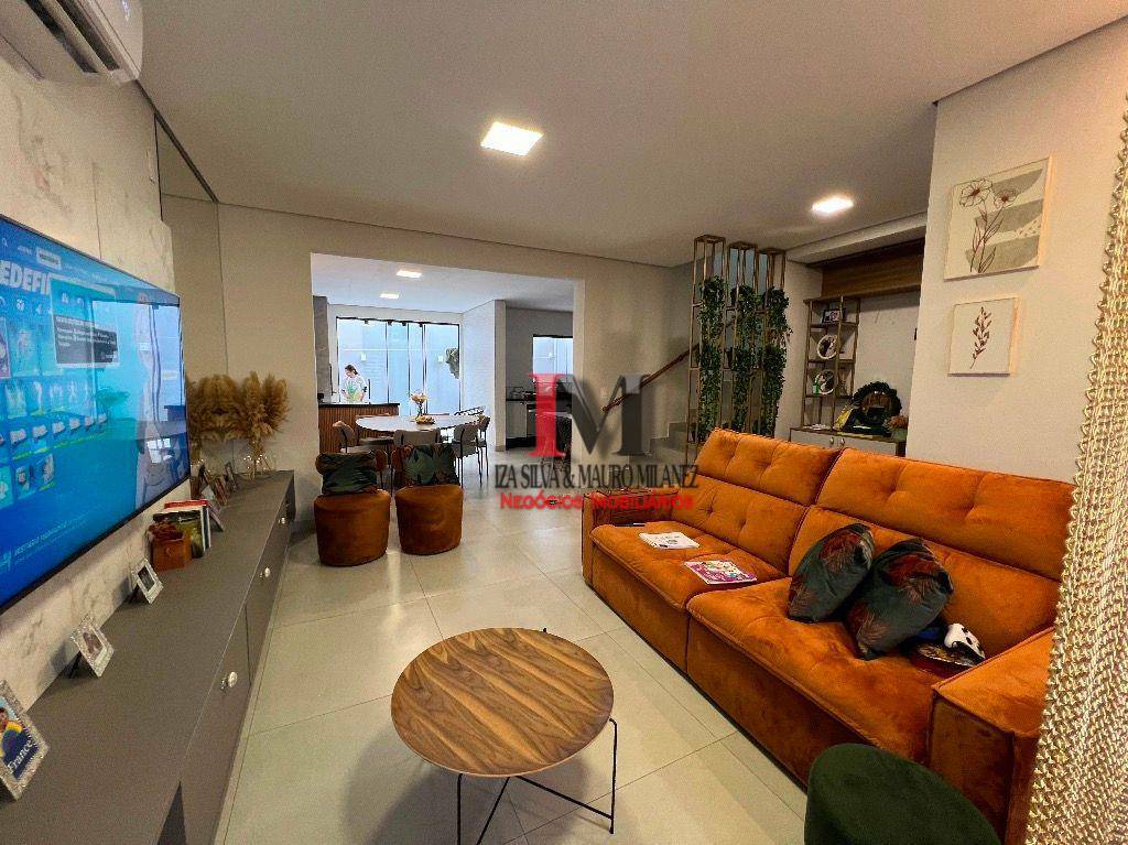 Casa de Condomínio à venda com 3 quartos, 160m² - Foto 1