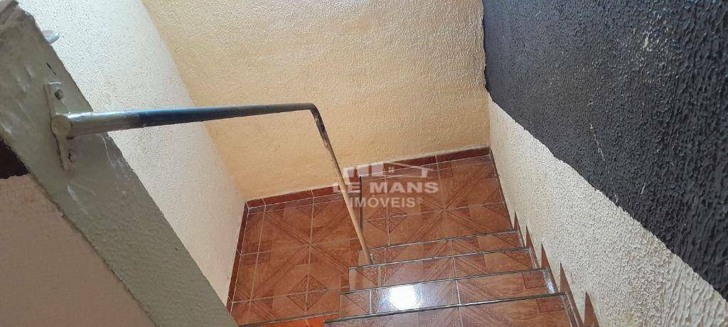 Casa à venda com 2 quartos, 140m² - Foto 6