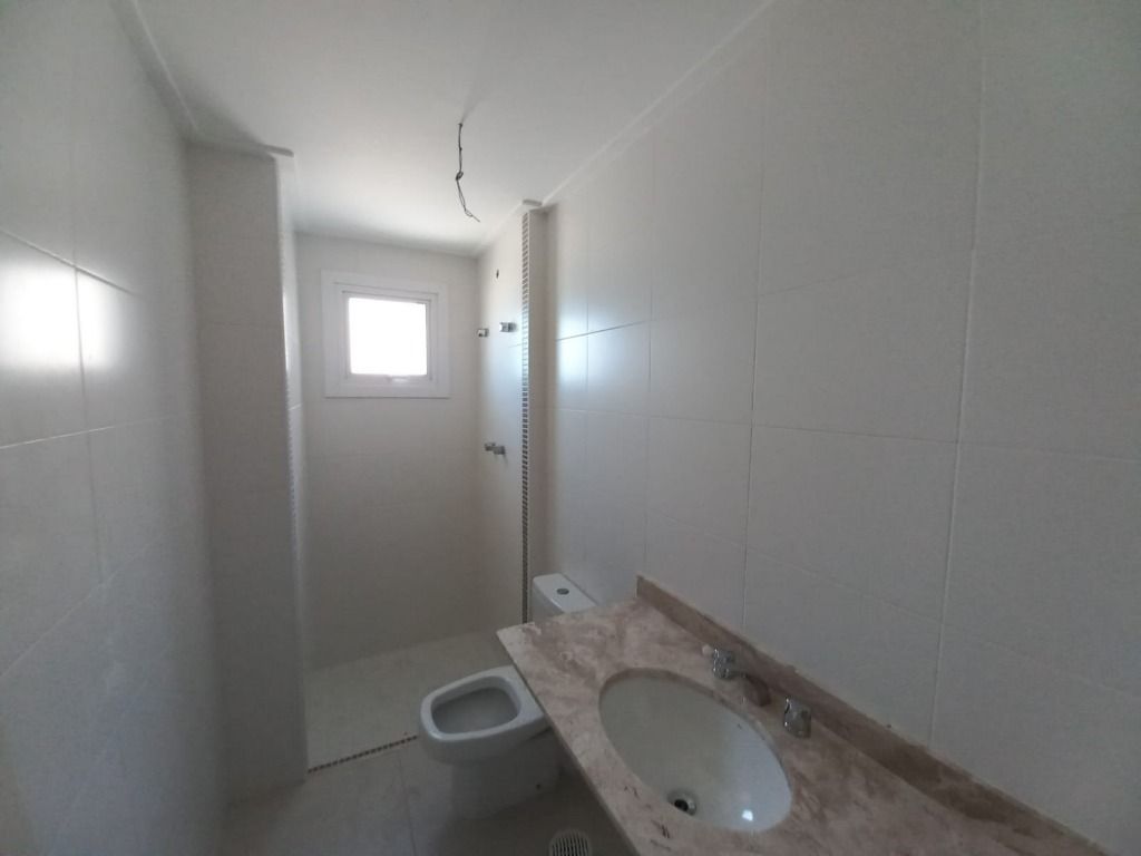 Apartamento à venda com 3 quartos, 140m² - Foto 7