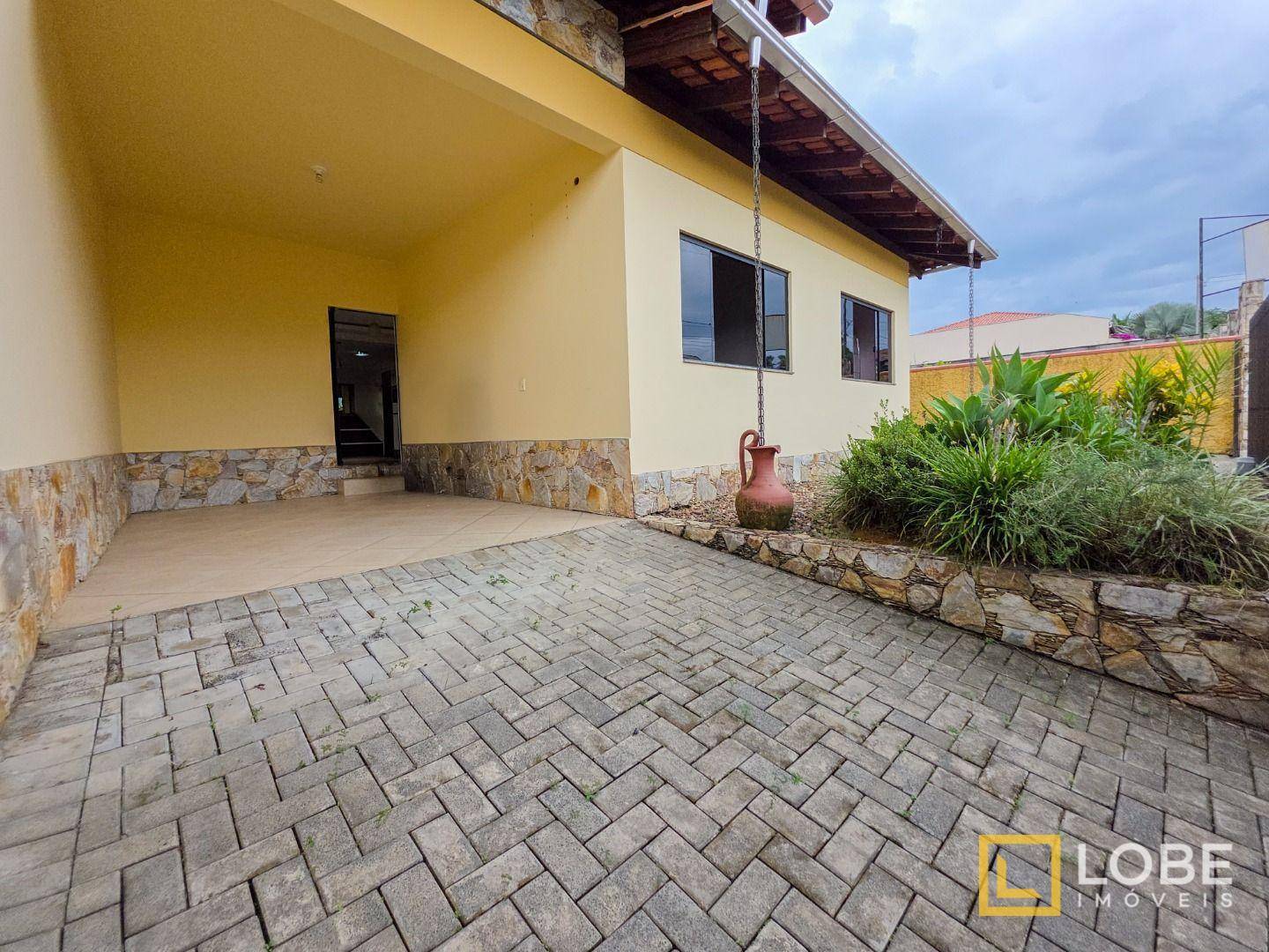 Casa, 3 quartos, 240 m² - Foto 2