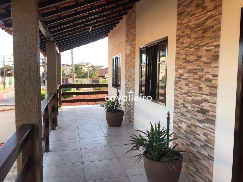 Casa à venda com 4 quartos, 250m² - Foto 49