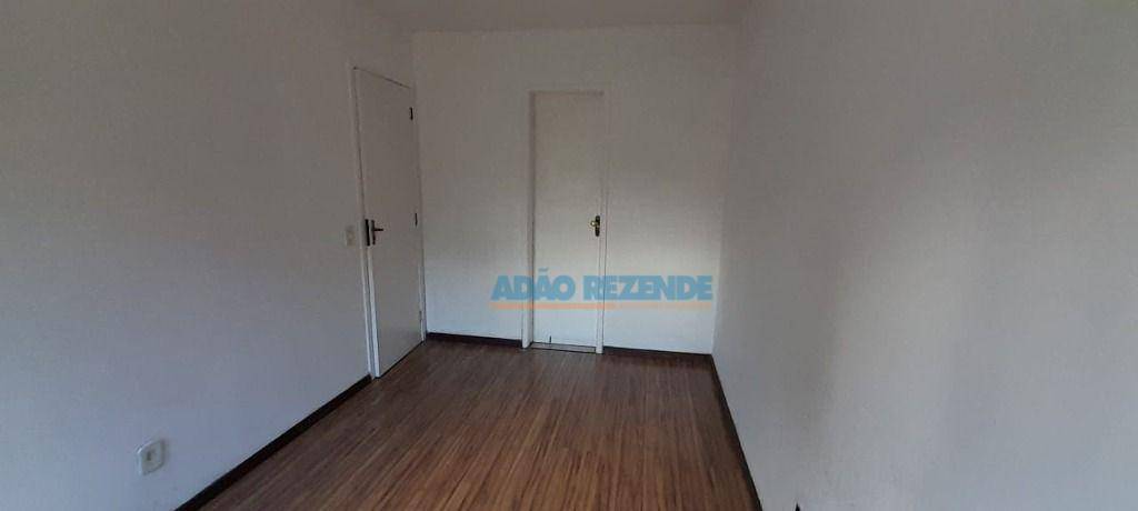 Apartamento à venda com 3 quartos, 80m² - Foto 10