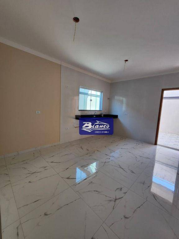 Sobrado à venda com 3 quartos, 110m² - Foto 4