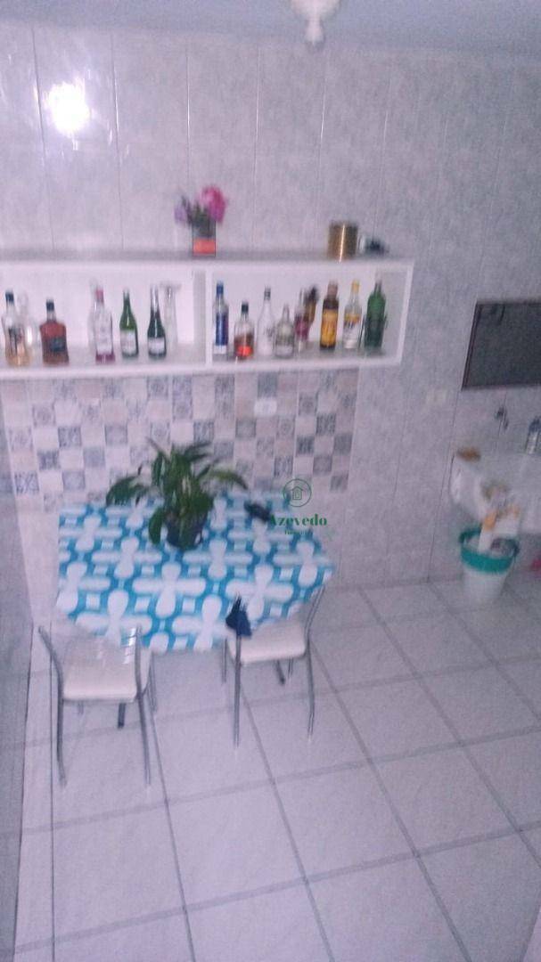 Sobrado à venda com 2 quartos, 174m² - Foto 18