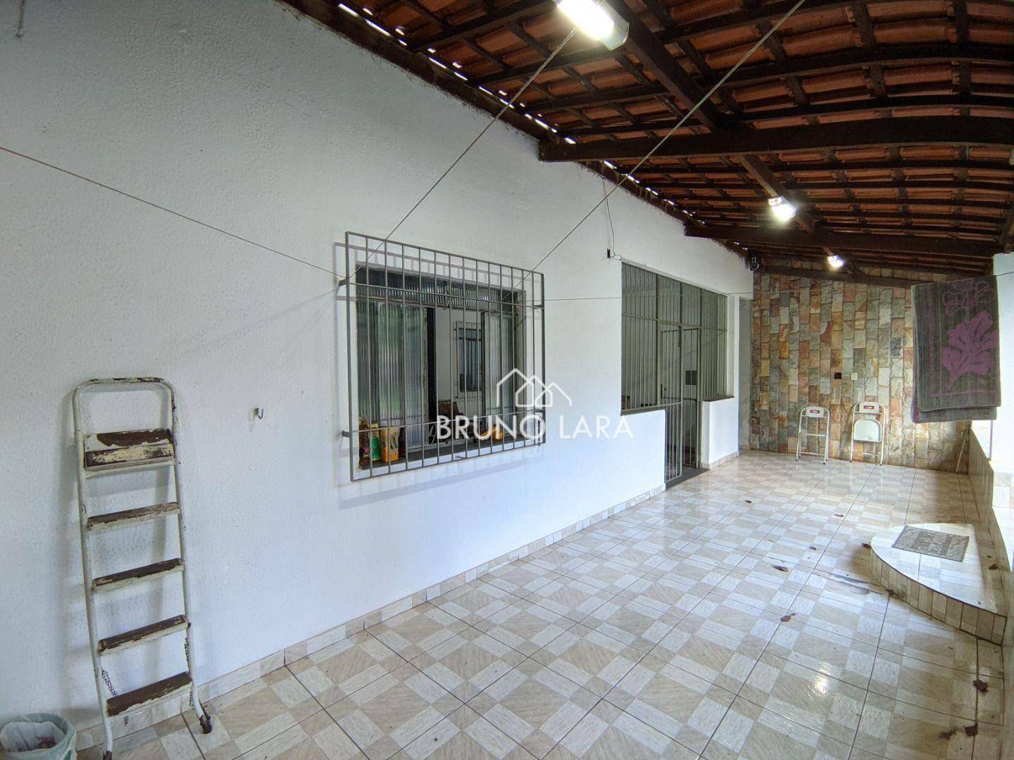 Casa à venda com 3 quartos, 140m² - Foto 2