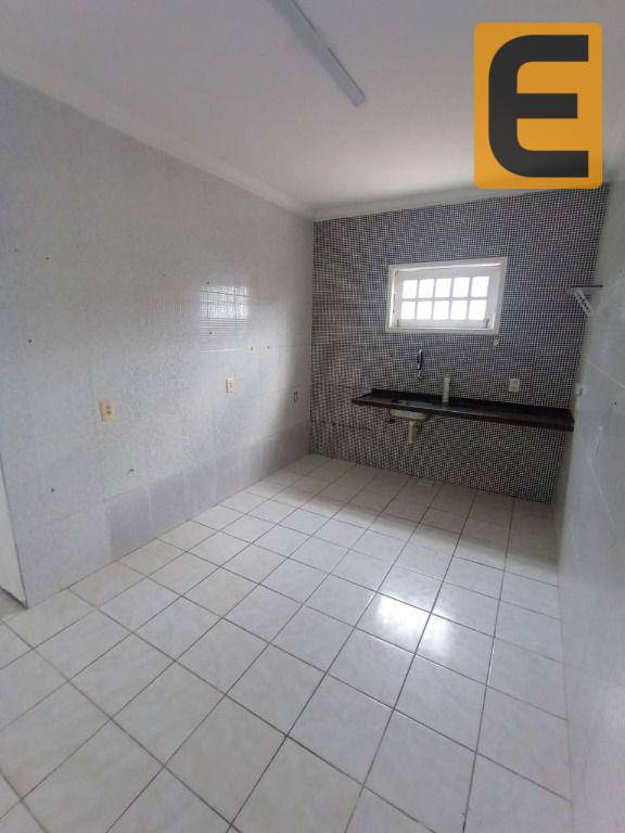 Casa para alugar com 3 quartos, 250m² - Foto 15