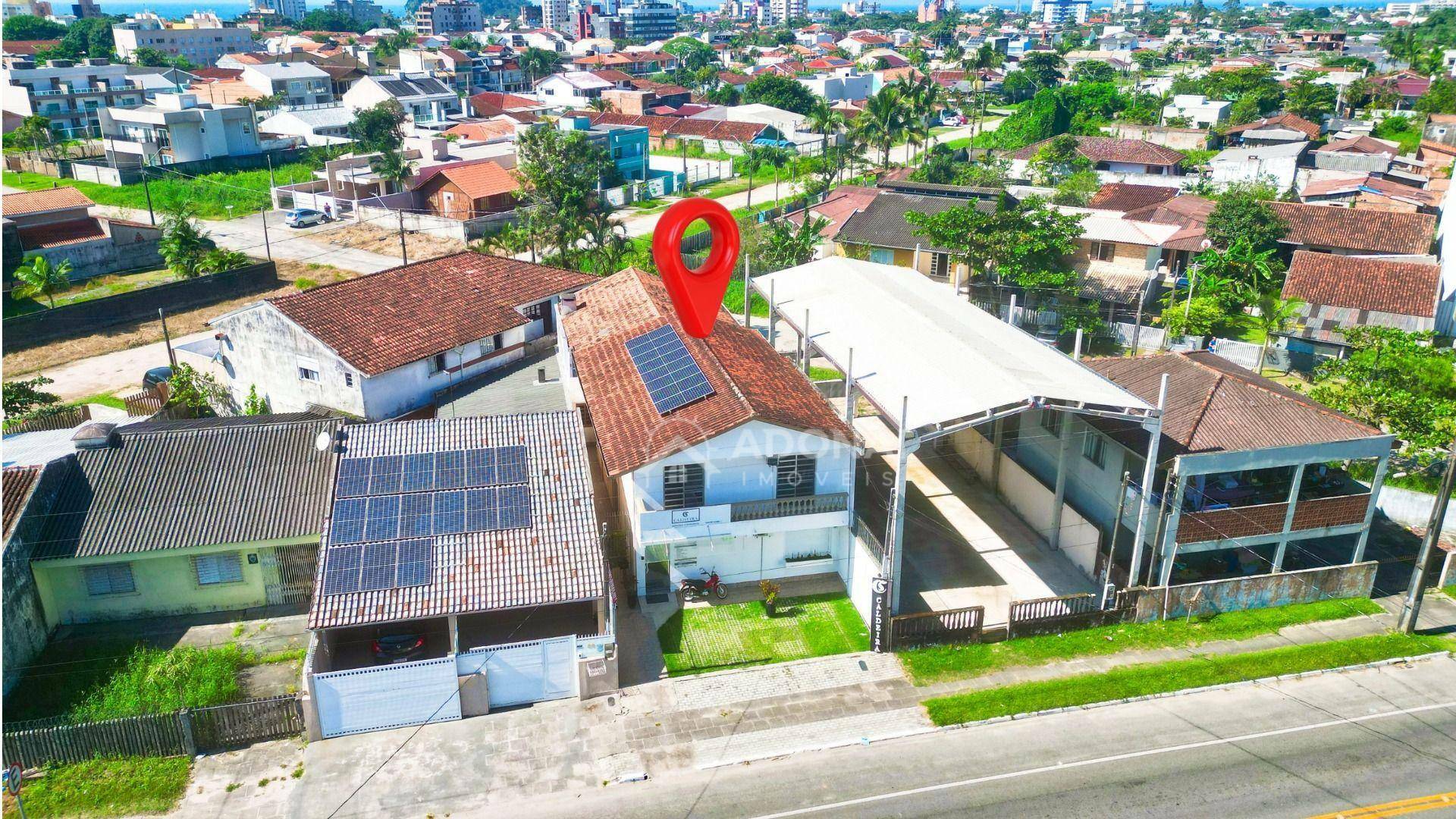 Casa à venda com 4 quartos, 294m² - Foto 3